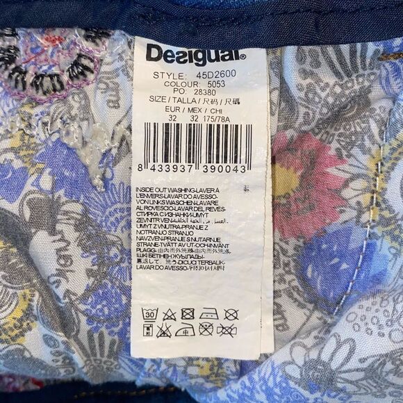 DESIGUAL Women’s Embroidered Denim Jogger Style Jeans - Picture 7 of 10